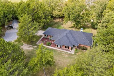 2615 N Lincoln Park Road, Van Alstyne TX 75495