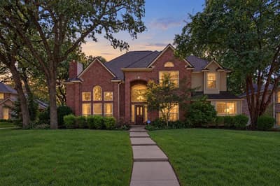 3406 Forestway Court, Arlington TX 76001 - Photo 2