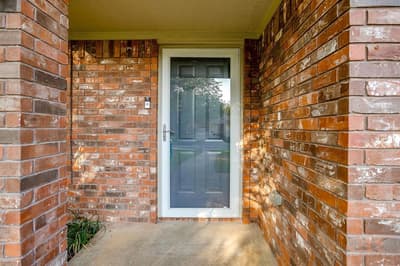 109 Briarwood Drive, Kennedale TX 76060 - Photo 4