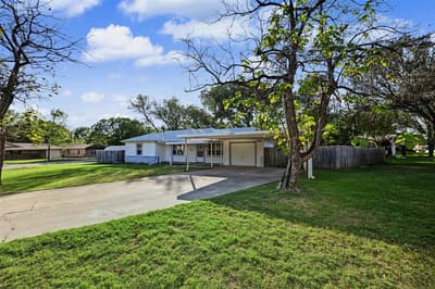 5205 Roxie Street, Haltom City TX 76117 - Photo 2