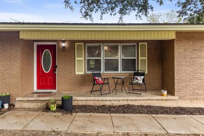 703 W Elizabeth Drive, Robinson TX 76706 - Photo 3