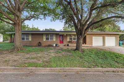 703 W Elizabeth Drive, Robinson TX 76706