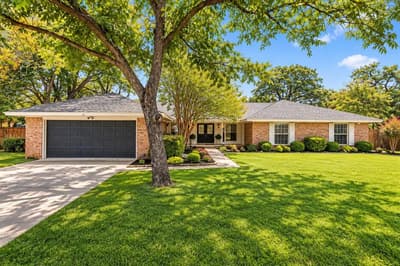 2351 Jenson Court, Fort Worth TX 76112