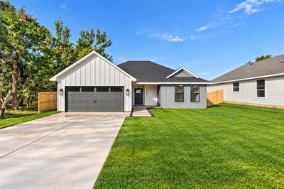 5404 Celina Court, Granbury TX 76048