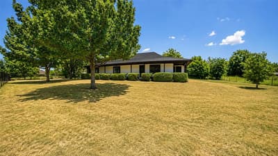 2913 County Road 920, Crowley TX 76036 - Photo 2