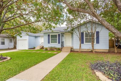 4930 Donnelly Avenue, Fort Worth TX 76107