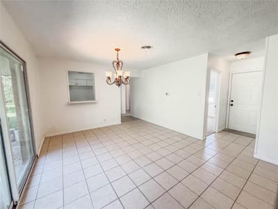 2608 Linda Drive, Ennis TX 75119 - Photo 2