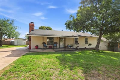 525 W 3rd Street, Kennedale TX 76060