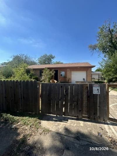 8827 Rustown Drive, Dallas TX 75228