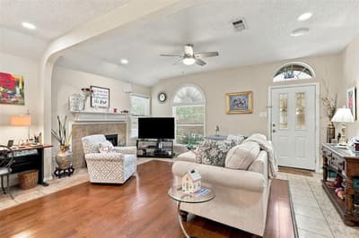 873 Hope Lane, Irving TX 75061 - Photo 4