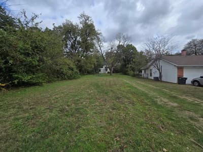 4819 Morris Avenue, Fort Worth TX 76103 - Photo 2