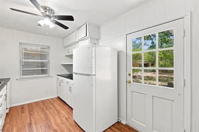 2110 Navajo Street, Denton TX 76209 - Photo 3
