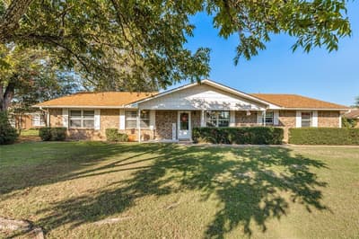 1429 College Street, Sulphur Springs TX 75482 - Photo 2