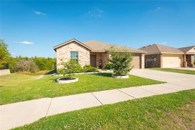 3239 Everly Drive, Fate TX 75189 - Photo 2