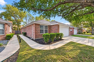 8809 Highland Orchard Drive, Fort Worth TX 76179