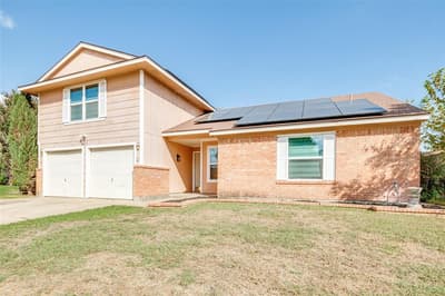 6411 Juliette Run, Arlington TX 76002 - Photo 2