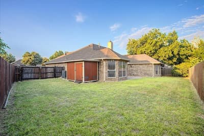 521 Acorn Court, Saginaw TX 76179 - Photo 4