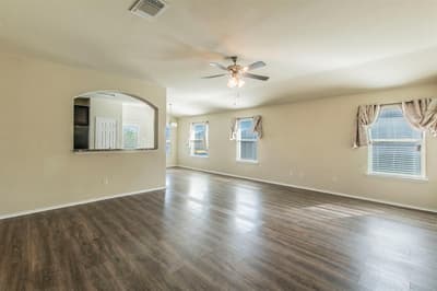 308 Chrislyn Drive, Troy TX 76579 - Photo 4
