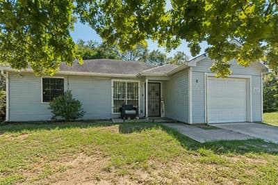 4528 Yancy Street, Dallas TX 75216 - Photo 3