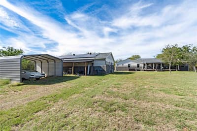 211 E Bay Drive, Bridgeport TX 76426 - Photo 5