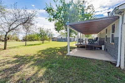 211 E Bay Drive, Bridgeport TX 76426 - Photo 4