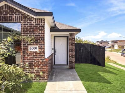 4000 Rosita Street, Fort Worth TX 76119 - Photo 3