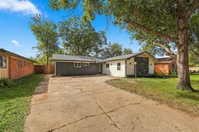 737 Blueberry Lane, Grand Prairie TX 75052 - Photo 2