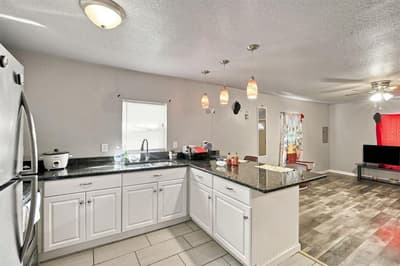 405 N Atlantic Street # 407, Cleburne TX 76031 - Photo 5