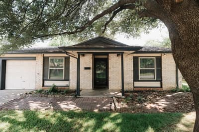 311 Town Creek Drive, Euless TX 76039