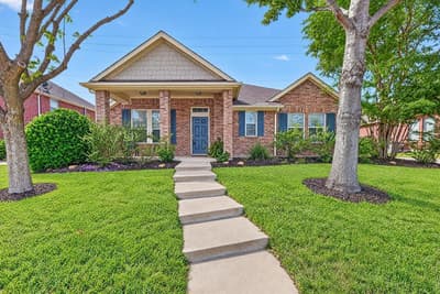 5717 Southern Hills Drive, North Richland Hills TX 76180 - Photo 2