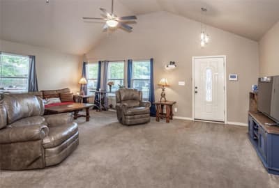 406 W Elm Street, Collinsville TX 76233 - Photo 5