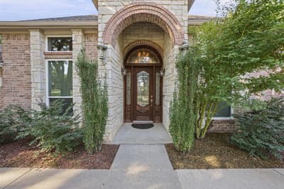 135 Country Vista Circle, Burleson TX 76028 - Photo 3