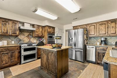 910 W Highway 67, Alvarado TX 76009 - Photo 3