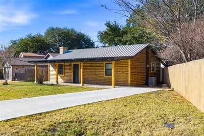 4522 Robin Court, Granbury TX 76049 - Photo 2