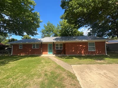 106 California Street, Saint Jo TX 76265