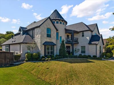 305 Landview Drive, Burleson TX 76028 - Photo 2