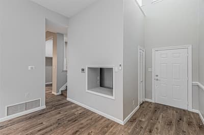 808 Heights Drive, Fort Worth TX 76112 - Photo 5