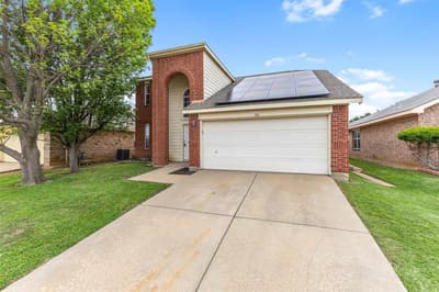 312 Elk Run Drive, Fort Worth TX 76140 - Photo 4