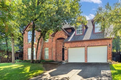 1811 Rolling Ridge Drive, Grapevine TX 76051