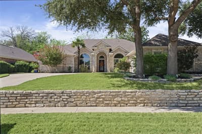 5589 Greenview Court, North Richland Hills TX 76148