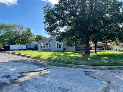 603 W Cedar Street, Nocona TX 76255