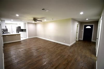 1015 Mitchell Road, Irving TX 75060 - Photo 4