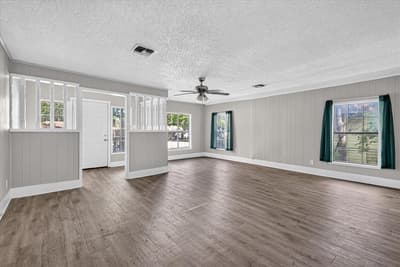 2415 W Collin Street, Corsicana TX 75110 - Photo 5