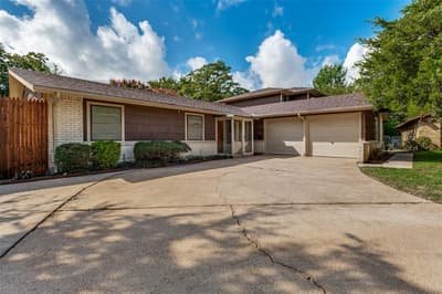 417 Keats Circle, Irving TX 75061 - Photo 2