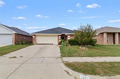 1221 Camden Yard Drive, Fort Worth TX 76028 - Photo 2