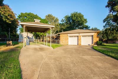 2706 S 5Th Street, Garland TX 75041 - Photo 2