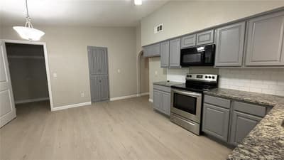 5515 Knights Court, Lake Dallas TX 75065 - Photo 4