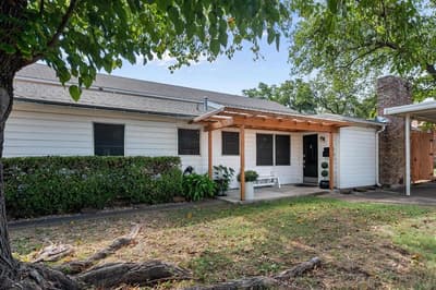 2548 Wood Valley Place, Dallas TX 75211 - Photo 4