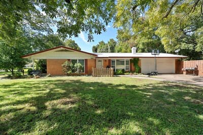 1703 Nueces Trail, Arlington TX 76012