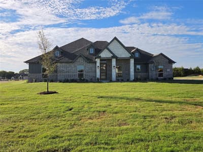 6840 Hayes Road, Midlothian TX 76065